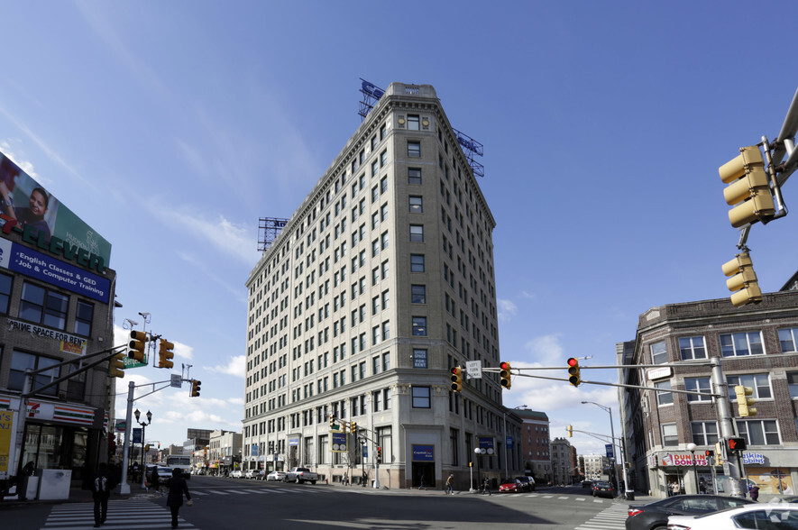 Grid Real Estate represents Marchetto, Higgins and Stieve in lease at landmark Journal Square office building